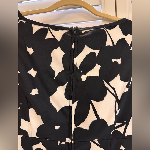 BLACK AND WHITE DRESS XL POLYESTER - Picture 4 of 6